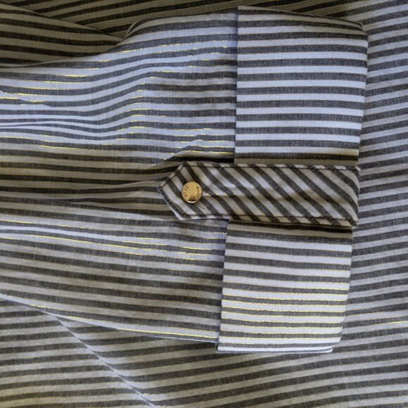 Ladies top - Picture 7 of 7